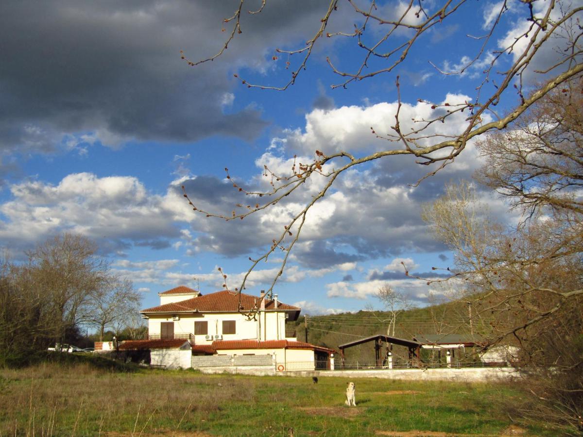 Kotza Ntere Hotel Axioupolis Exterior photo